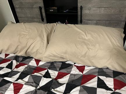 Breathable Sleeping Pillows reviews